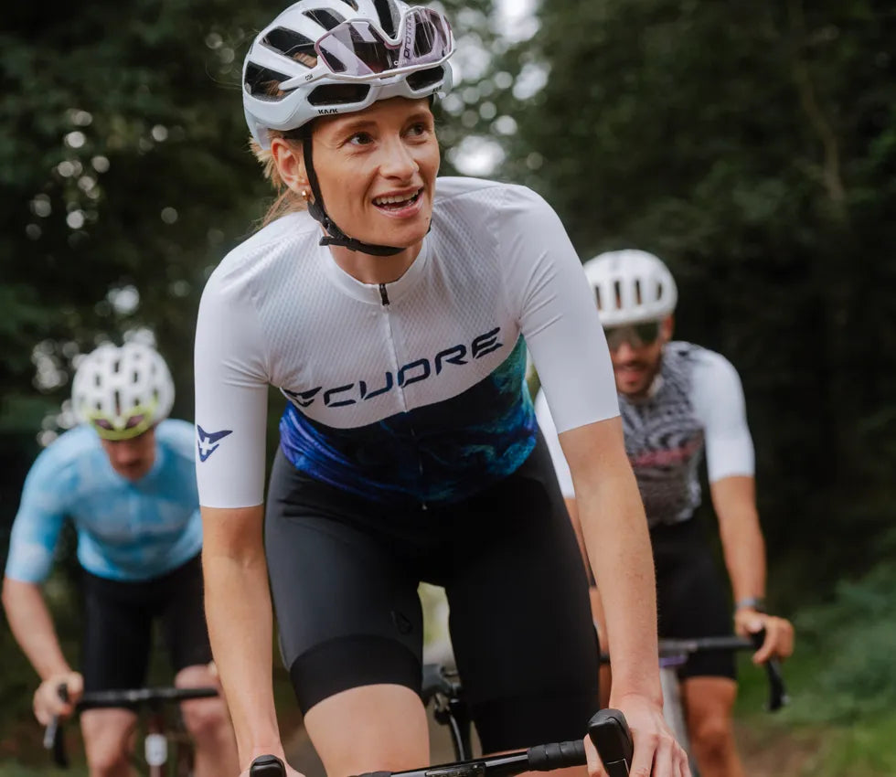 Radfahrer in CUORE Sportbekleidung